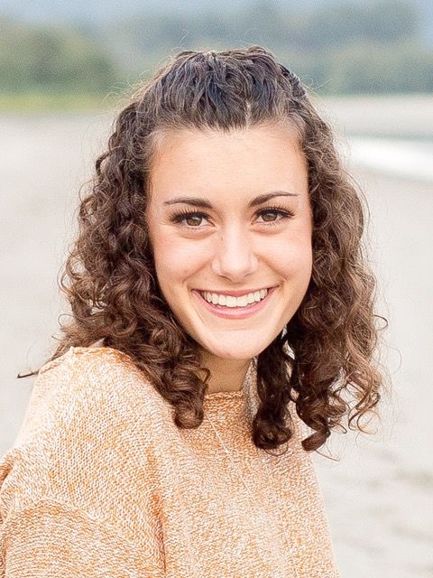 Valedictorian Marissa Hunter